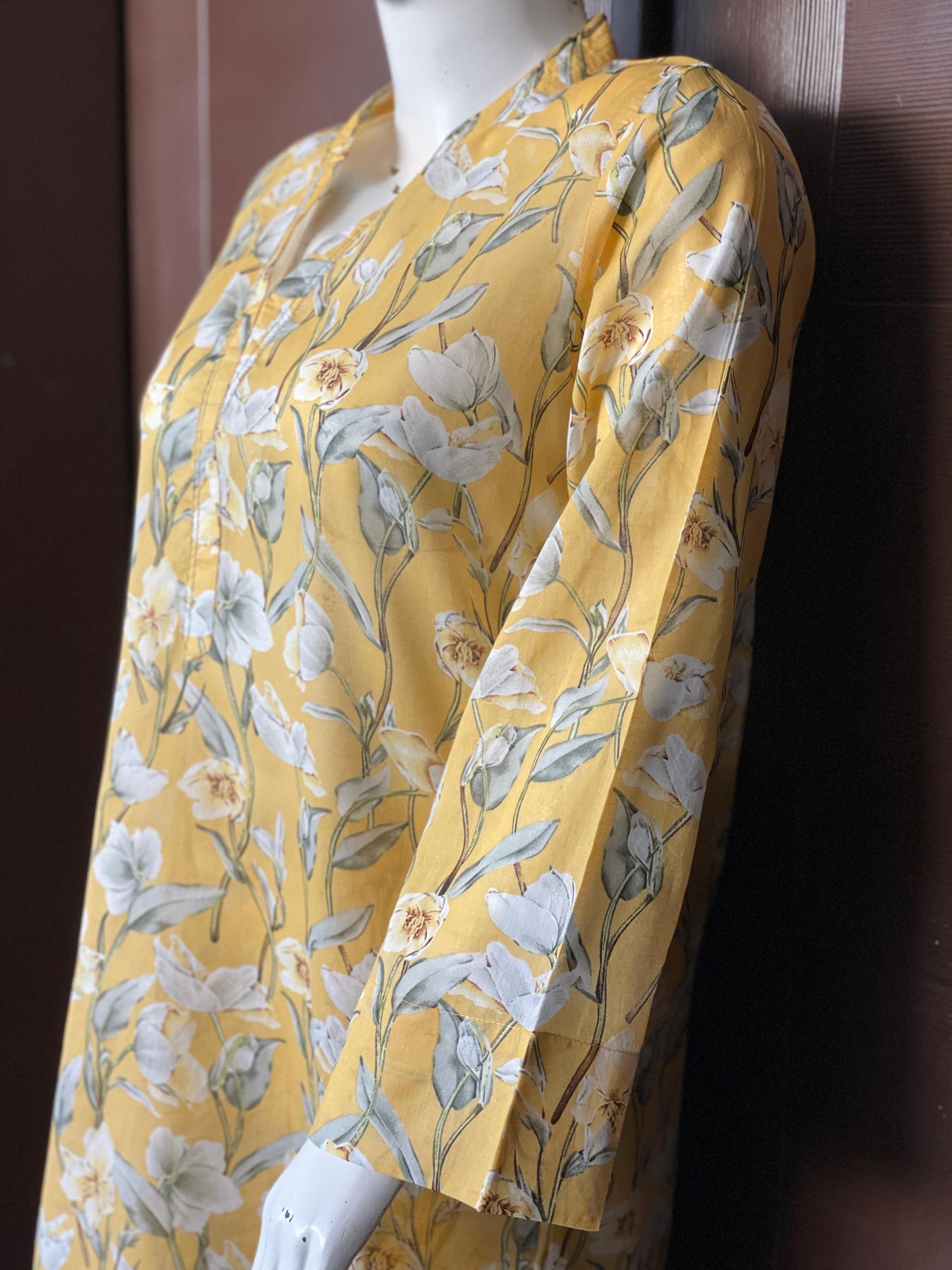 Yellow Color Gol Daman Shirt- Two-piece Lawn Collection