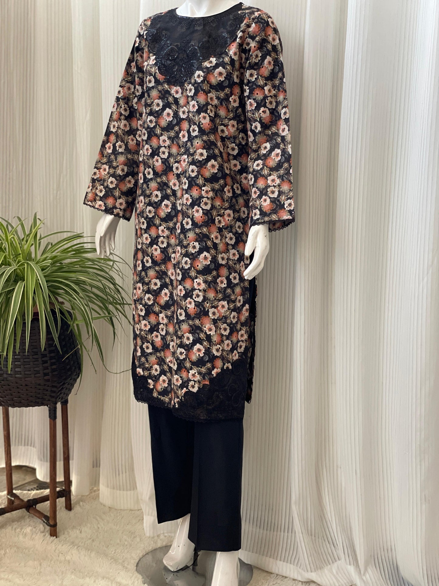 Black Chikankari Floral 2-Piece Suit