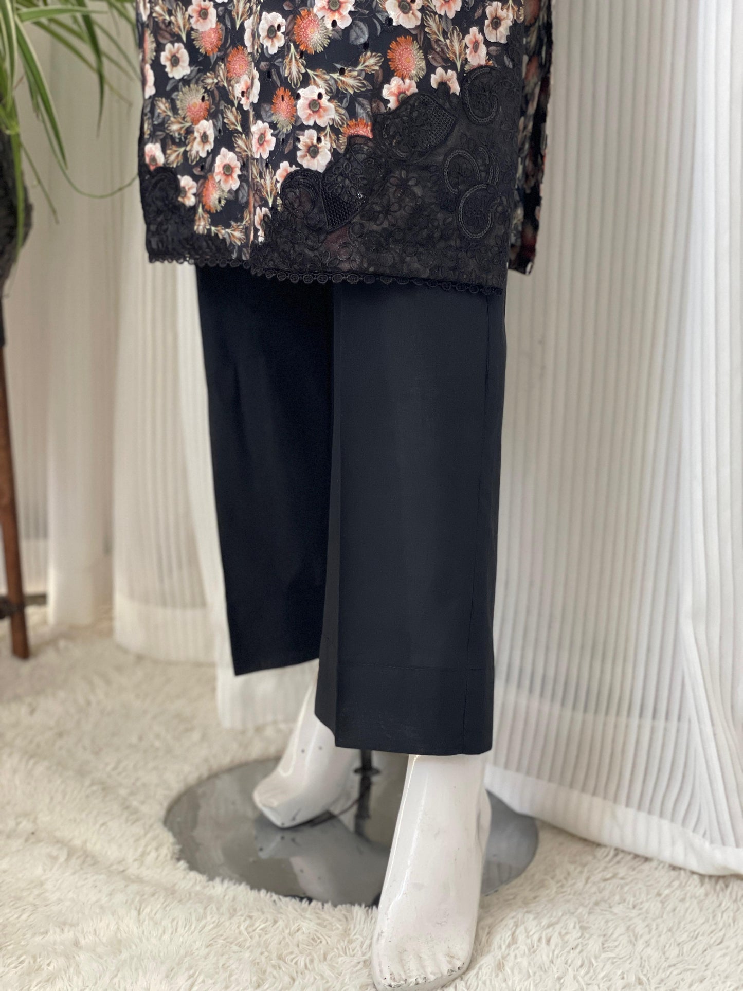 Black Chikankari Floral 2-Piece Suit