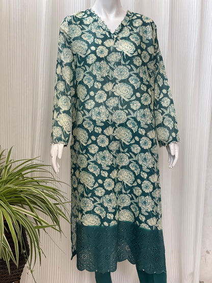 Elegant Chikankari Three-Piece Kurta Set – Festive Ethnic Wear for Women
